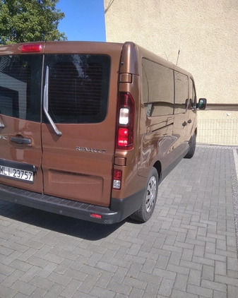 Renault Trafic cena 63900 przebieg: 386000, rok produkcji 2015 z Lipsko małe 37